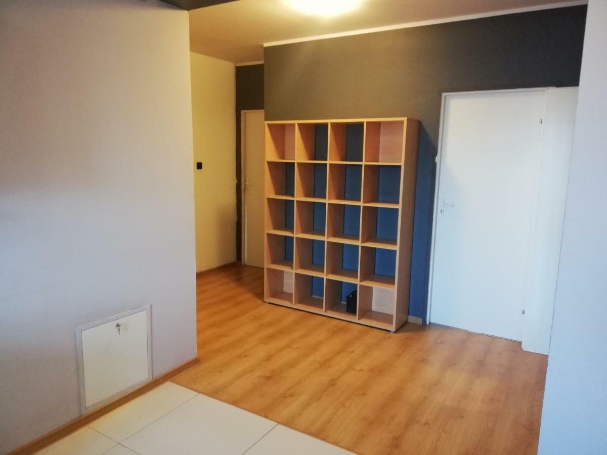 Pokoje Przy Rondzie Leilighet Częstochowa Eksteriør bilde